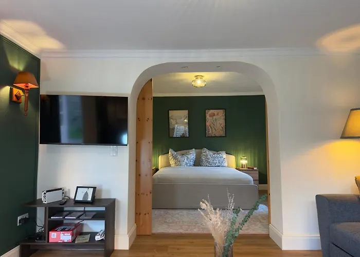 Апартаменты The Forest With Garden & Tranquility *